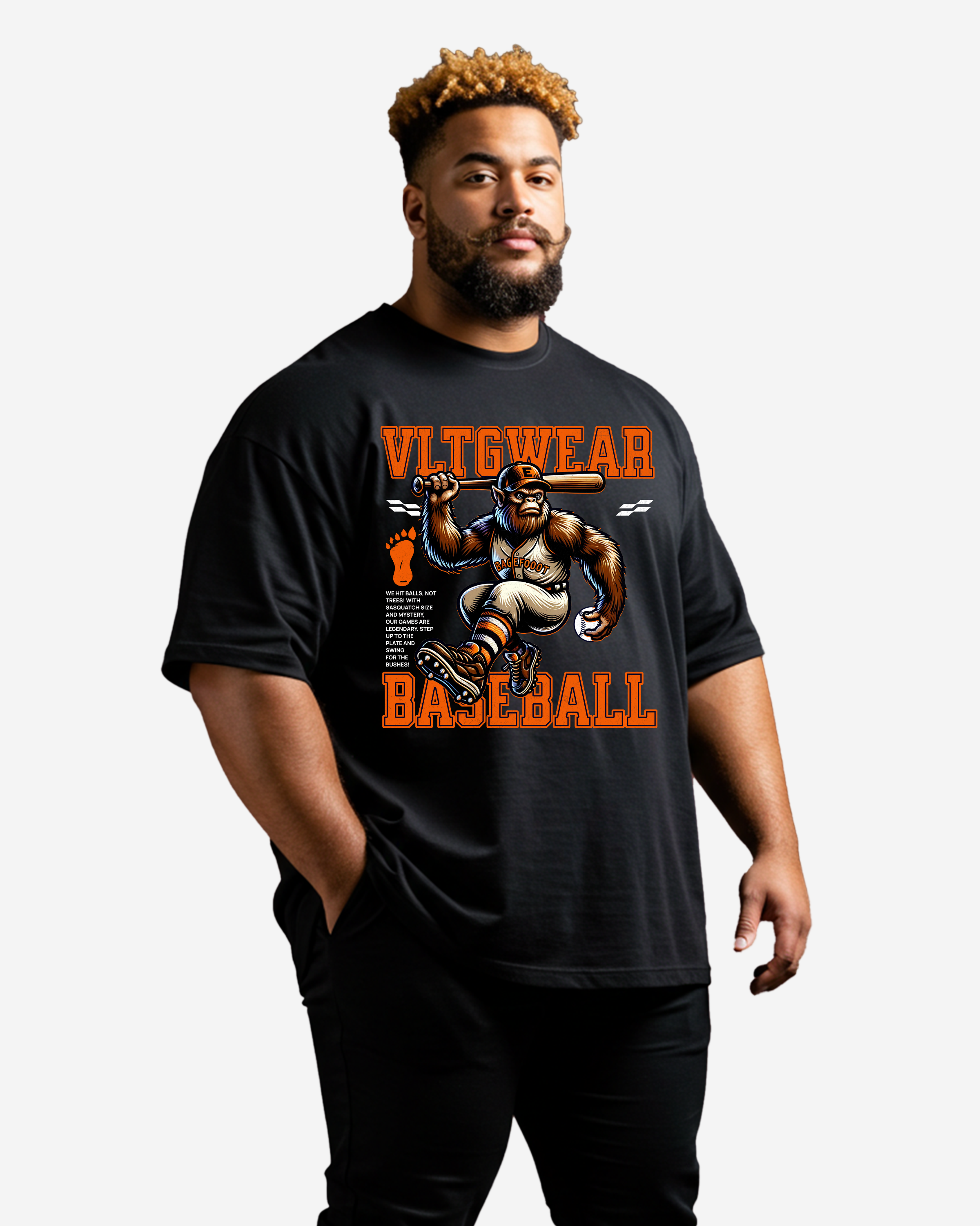 Bigfoot Baseball Player Urban Legend Sport Men's Oversized T-Shirt