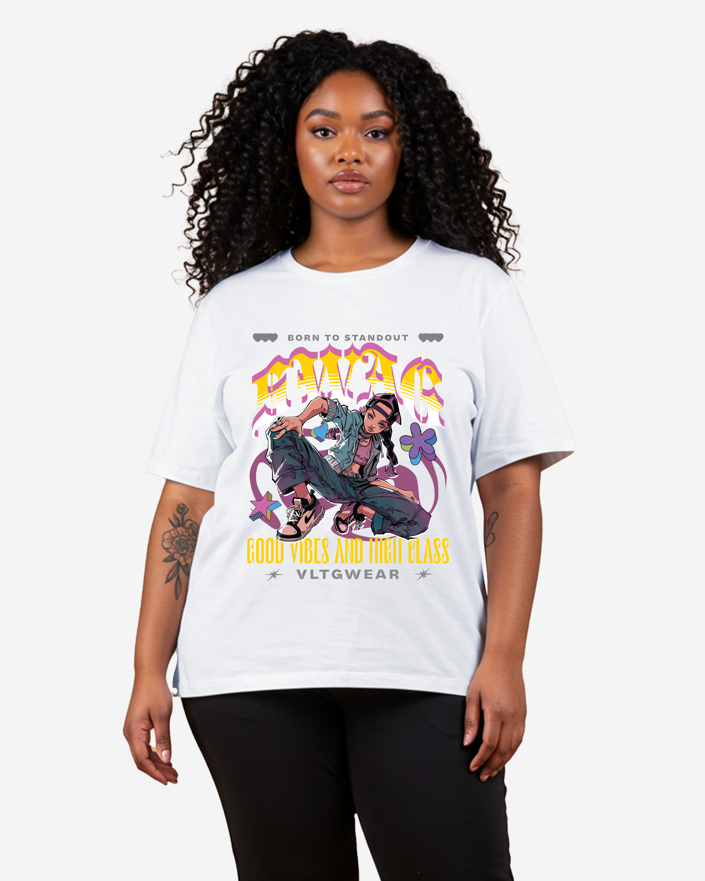Born to Stand out Women's Oversized T-Shirt