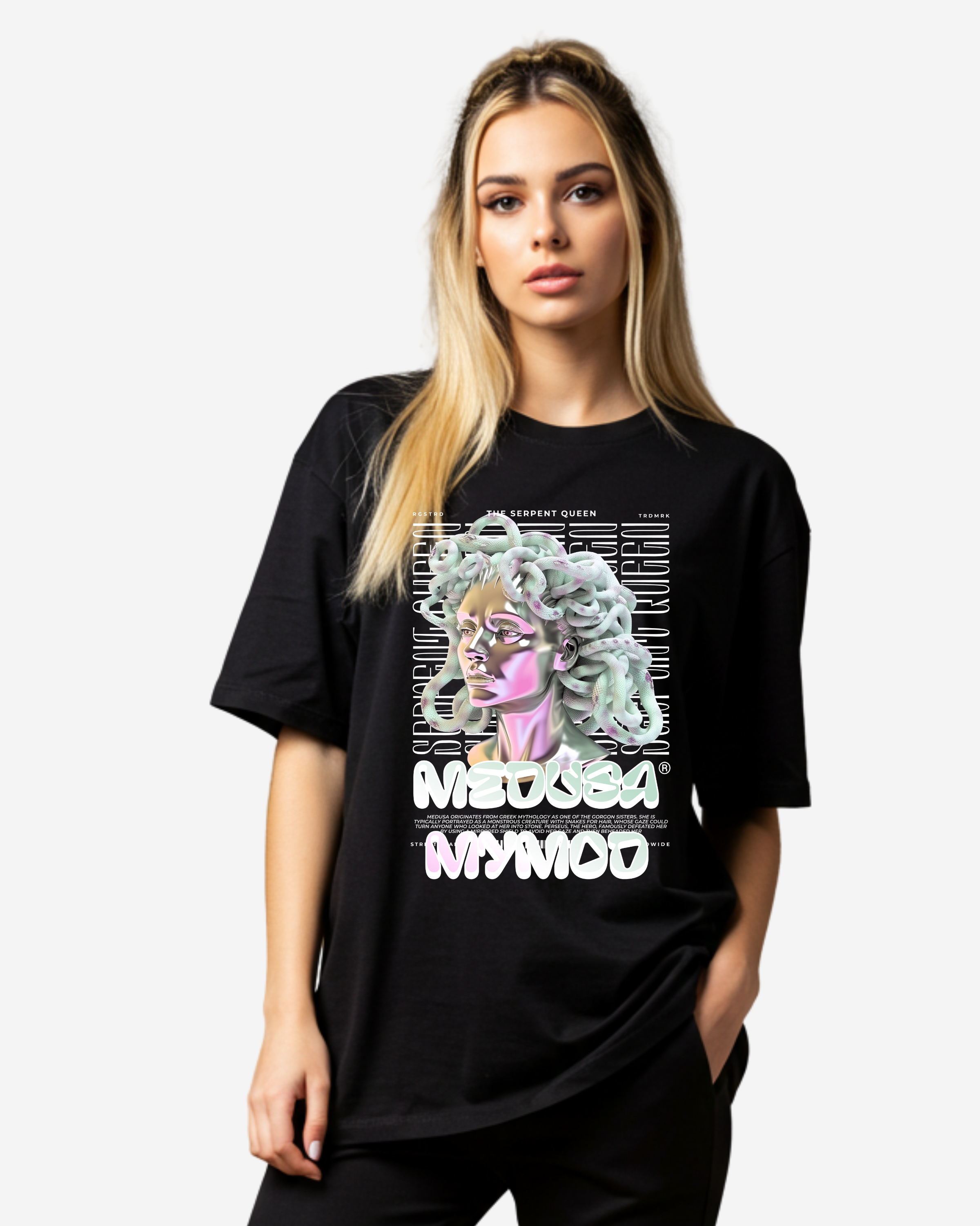 The Serpent Queen Women's Oversized T-Shirt