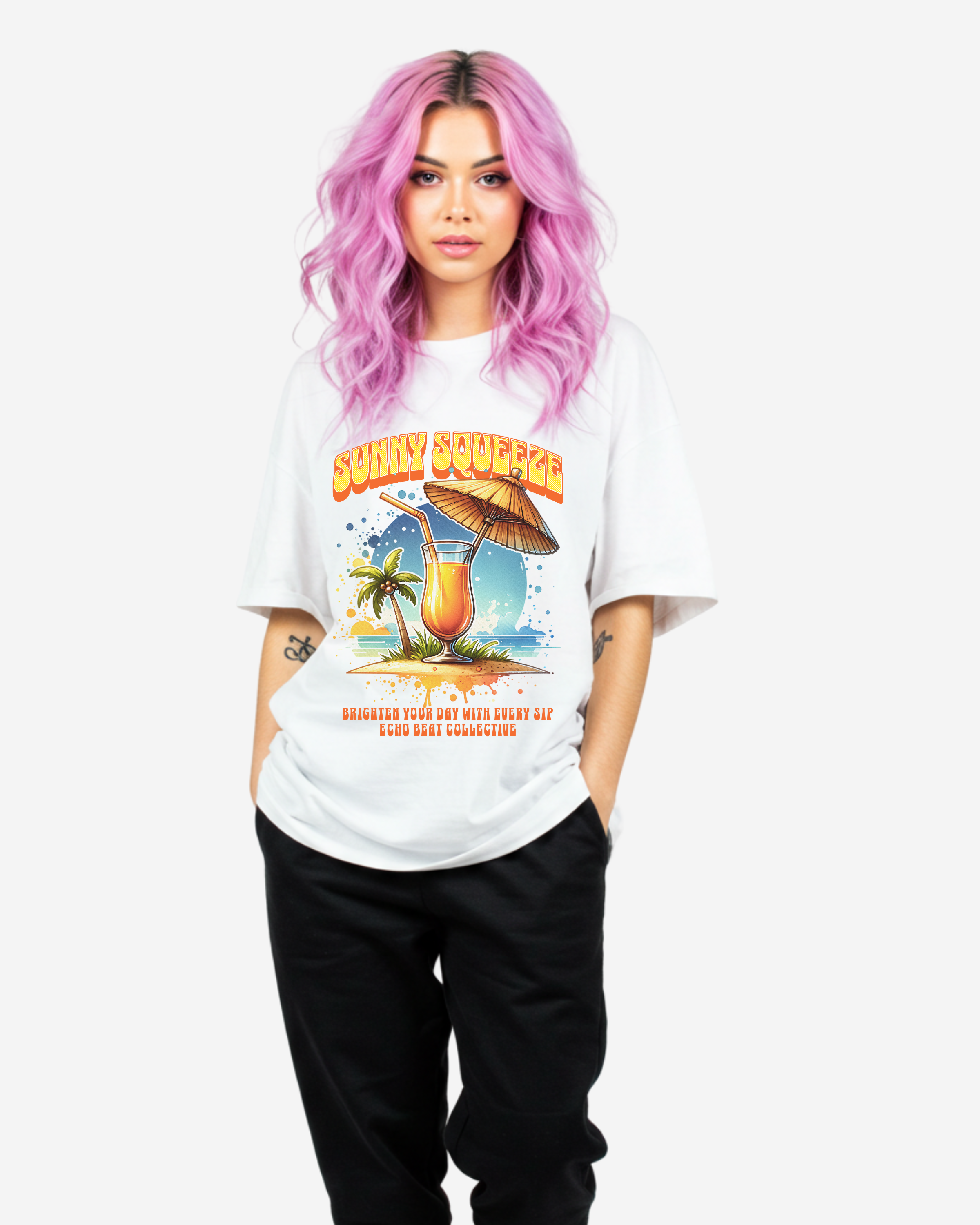 Sunny Squeeze juice orange in the beach Women's Oversized T-Shirt